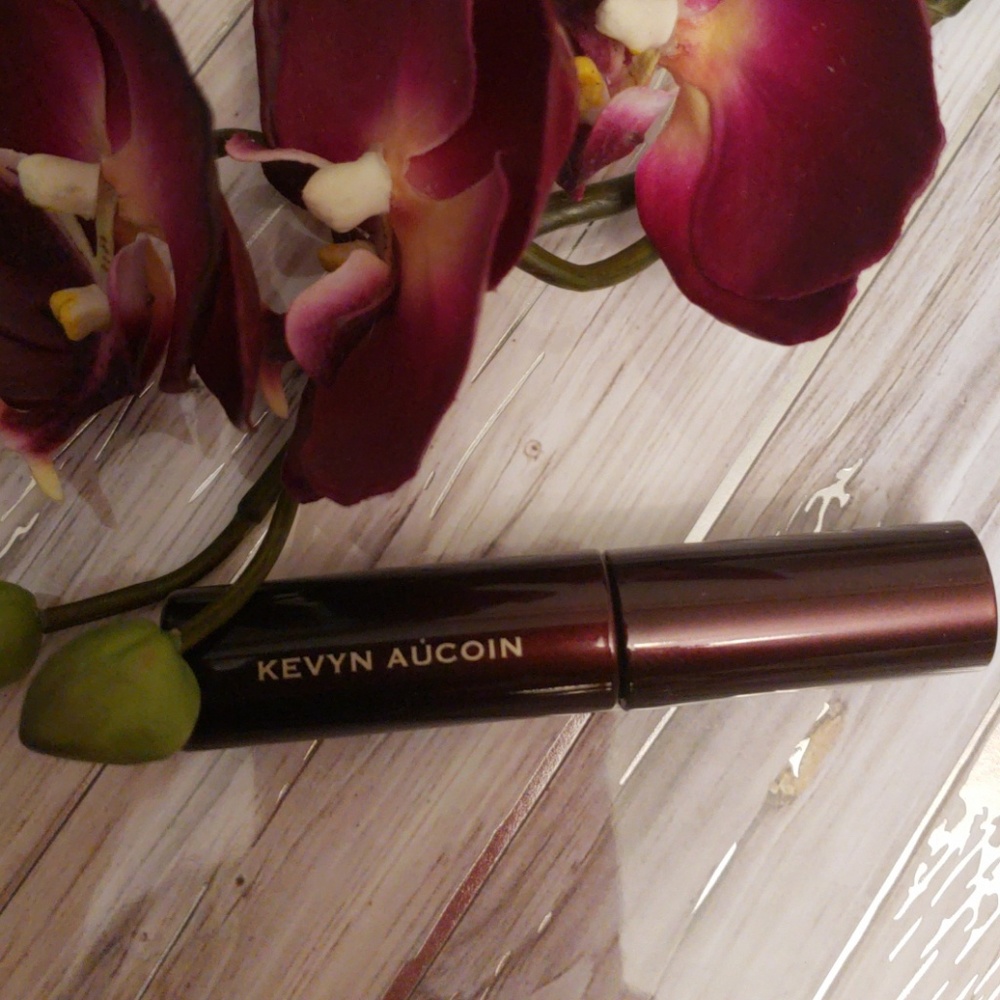 KEVYN AUCOIN SENSUAL LIP SATIN
